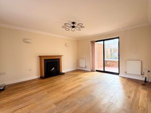 Photo 27- click for photo gallery